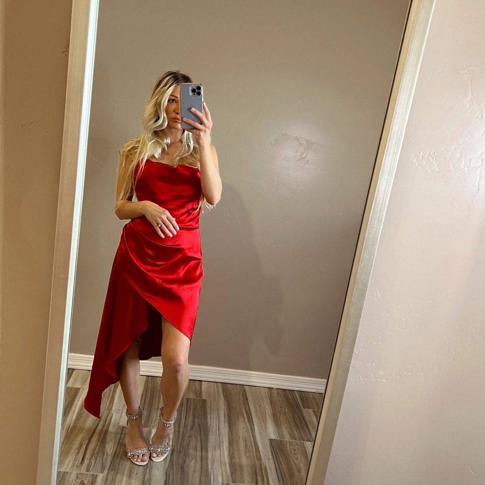 Elliatt “Jacinda” dress